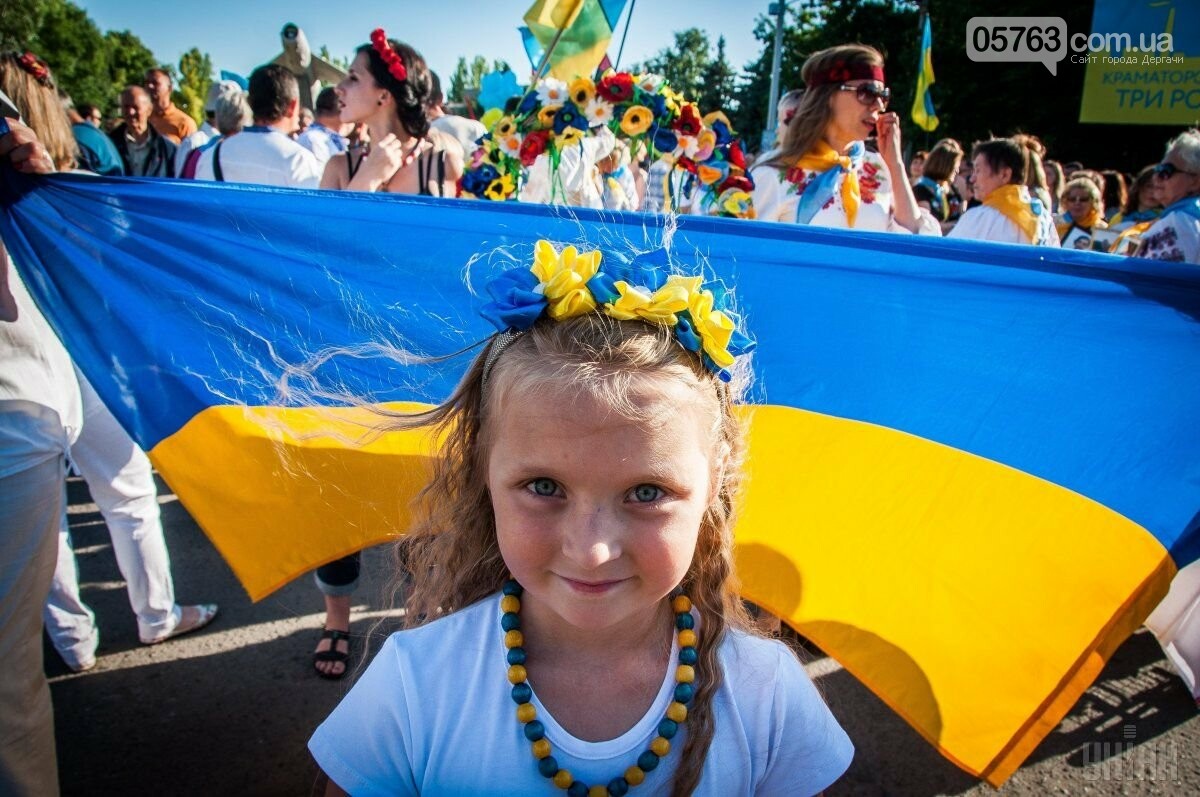 День прапора України: що святкуємо, історія та міфи про син..., фото-1 День прапора України: що святкуємо, історія та міфи про синьо-жовтий стяг, фото-1